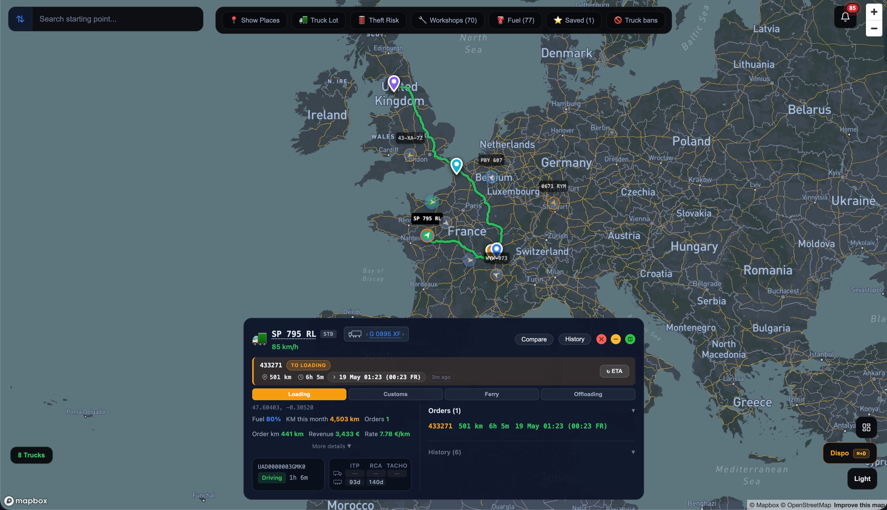 VIGILFleet dispatcher dashboard — live truck list, EU 561 schedule, multi-stop order panel and driver info.